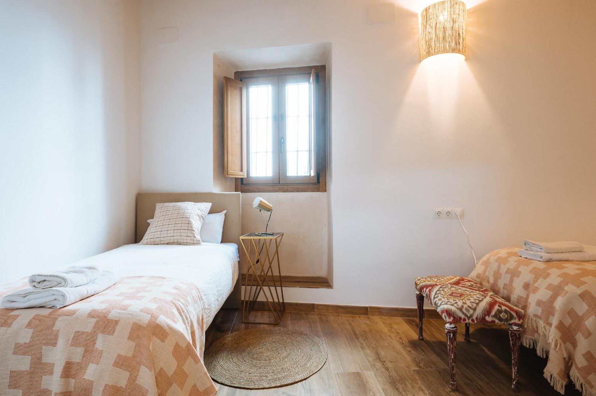 セビリア Preciosa Casa Renovada Centro Historico 11 Personasヴィラ エクステリア 写真